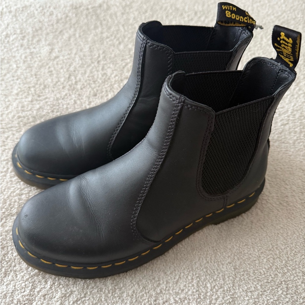 Dr. Martens | Black Leather Chelsea Boots